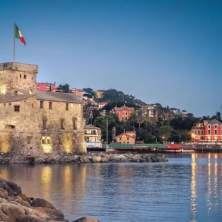 Raggio Di Sole - Pool, Tennis, Parking, Sea View & Relax Apartment Rapallo