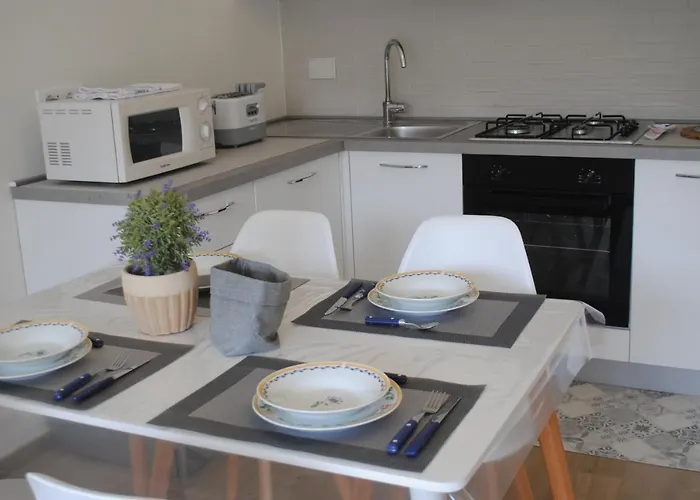 Raggio Di Sole - Pool, Tennis, Parking, Sea View & Relax *