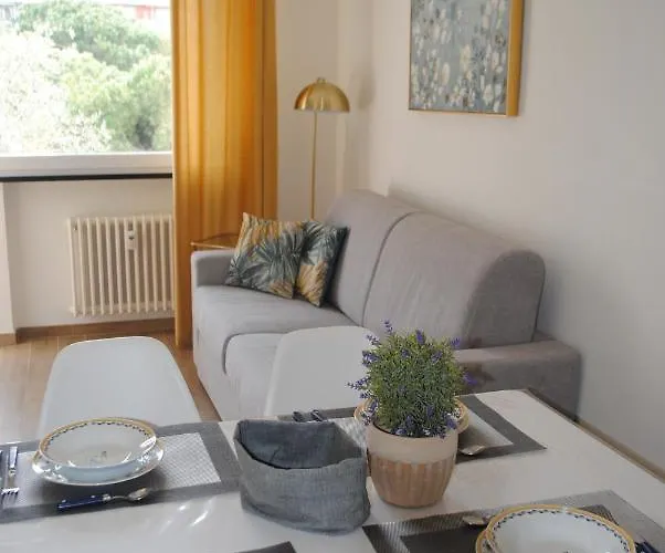 Lägenhet Raggio Di Sole - Pool, Tennis, Parking, Sea View & Relax