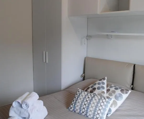 Raggio Di Sole - Pool, Tennis, Parking, Sea View & Relax Appartement *