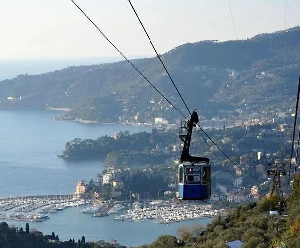 Lägenhet Raggio Di Sole - Pool, Tennis, Parking, Sea View & Relax Rapallo
